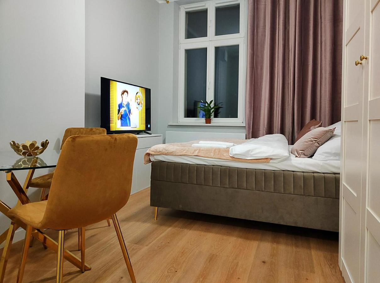 Hugo Star Apartments Cracovia Exterior foto