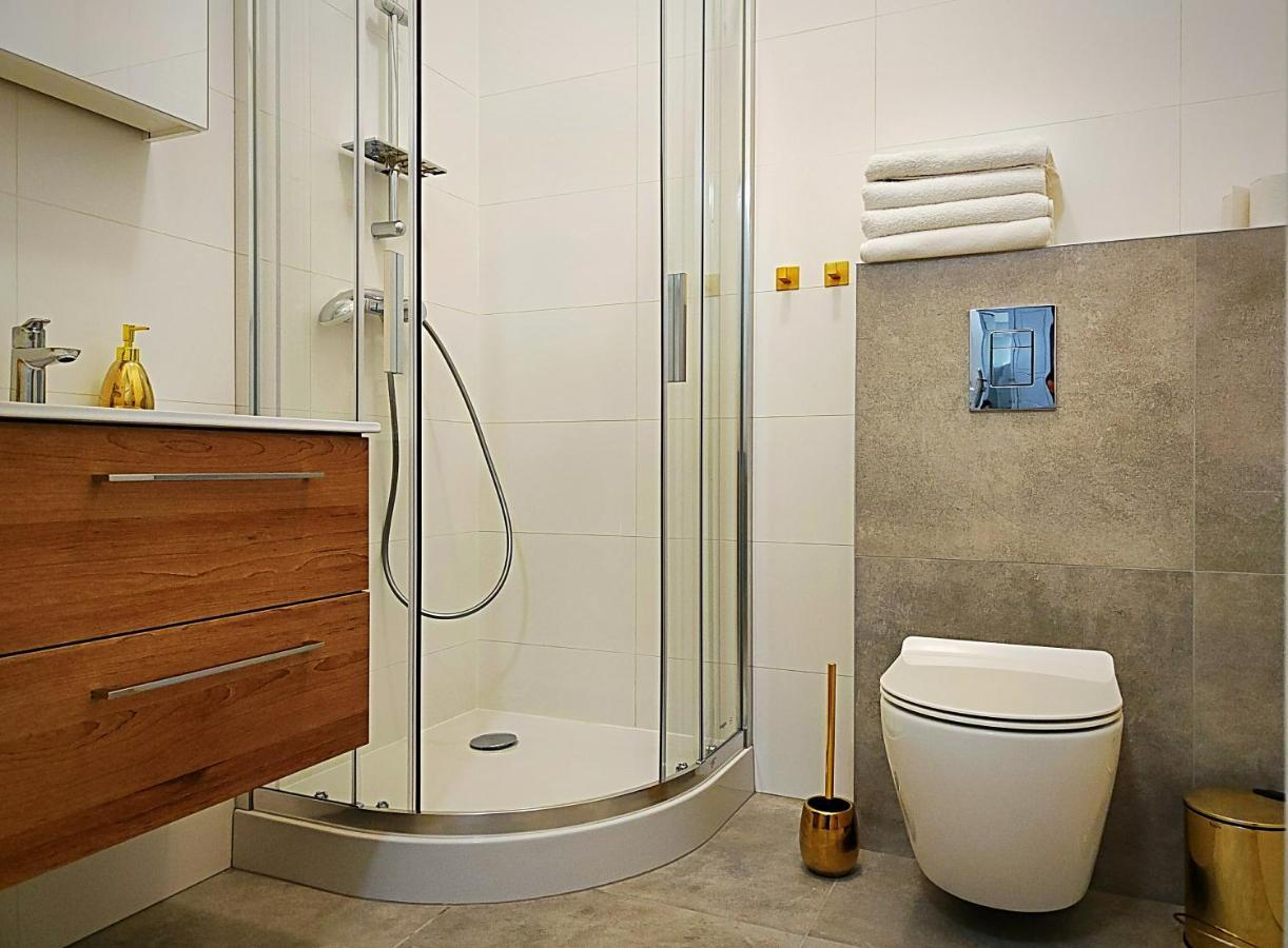 Hugo Star Apartments Cracovia Exterior foto