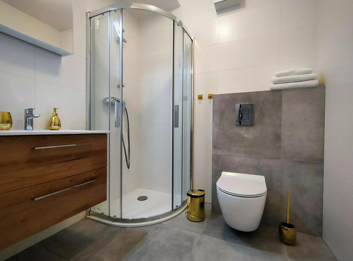 Hugo Star Apartments Cracovia Exterior foto