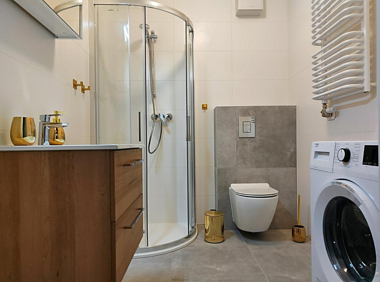 Hugo Star Apartments Cracovia Exterior foto